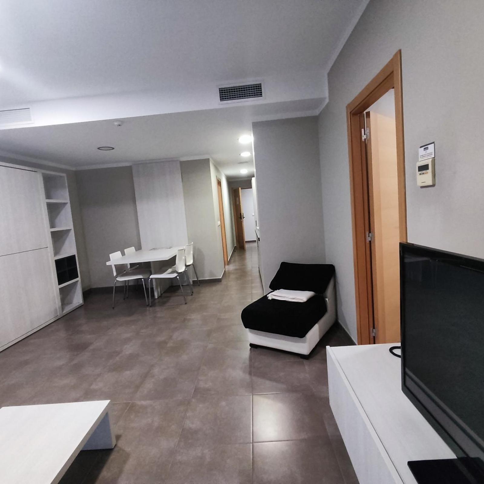 Aparthotel Meseguer Alcaniz Ngoại thất bức ảnh
