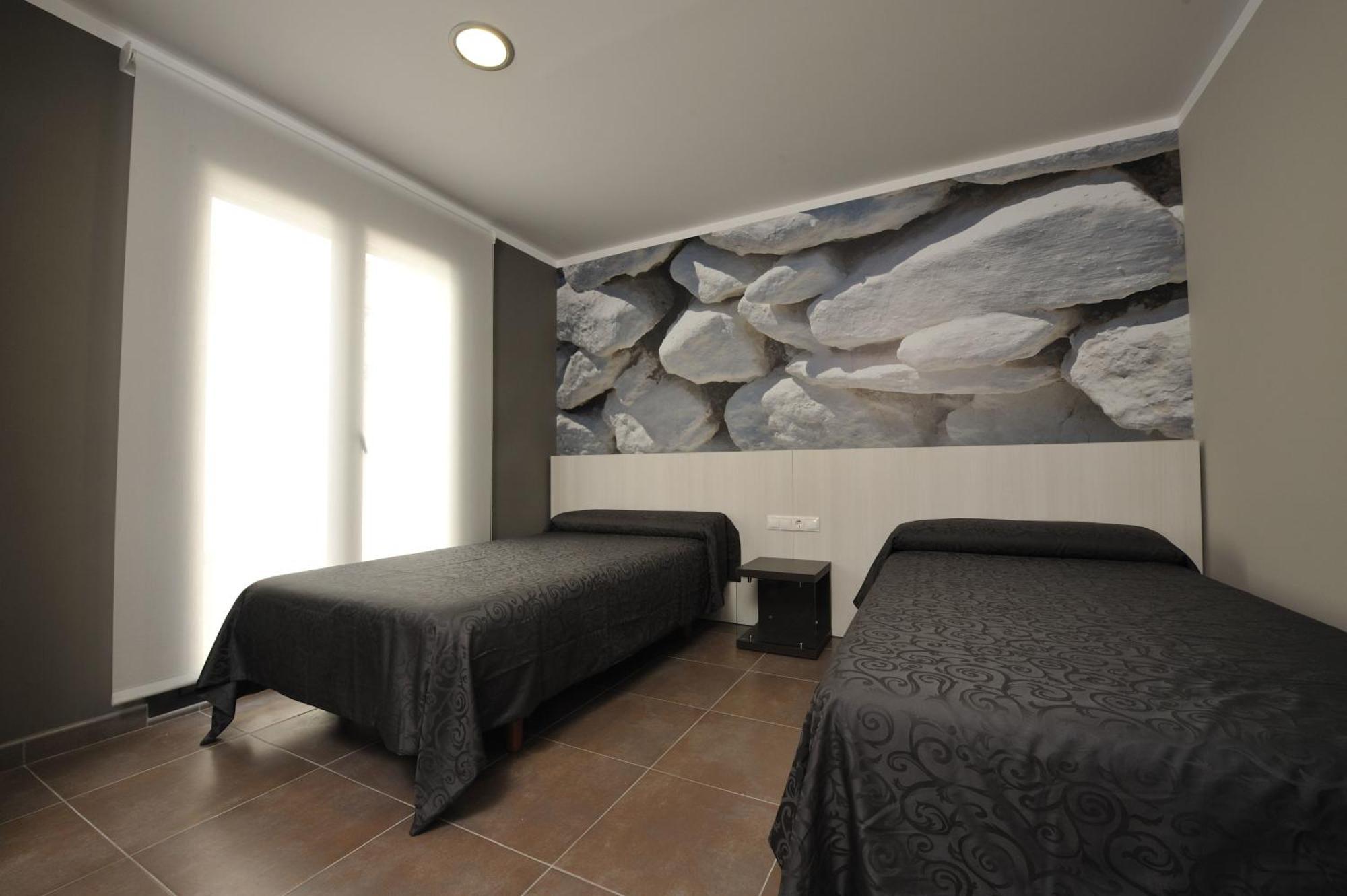Aparthotel Meseguer Alcaniz Phòng bức ảnh