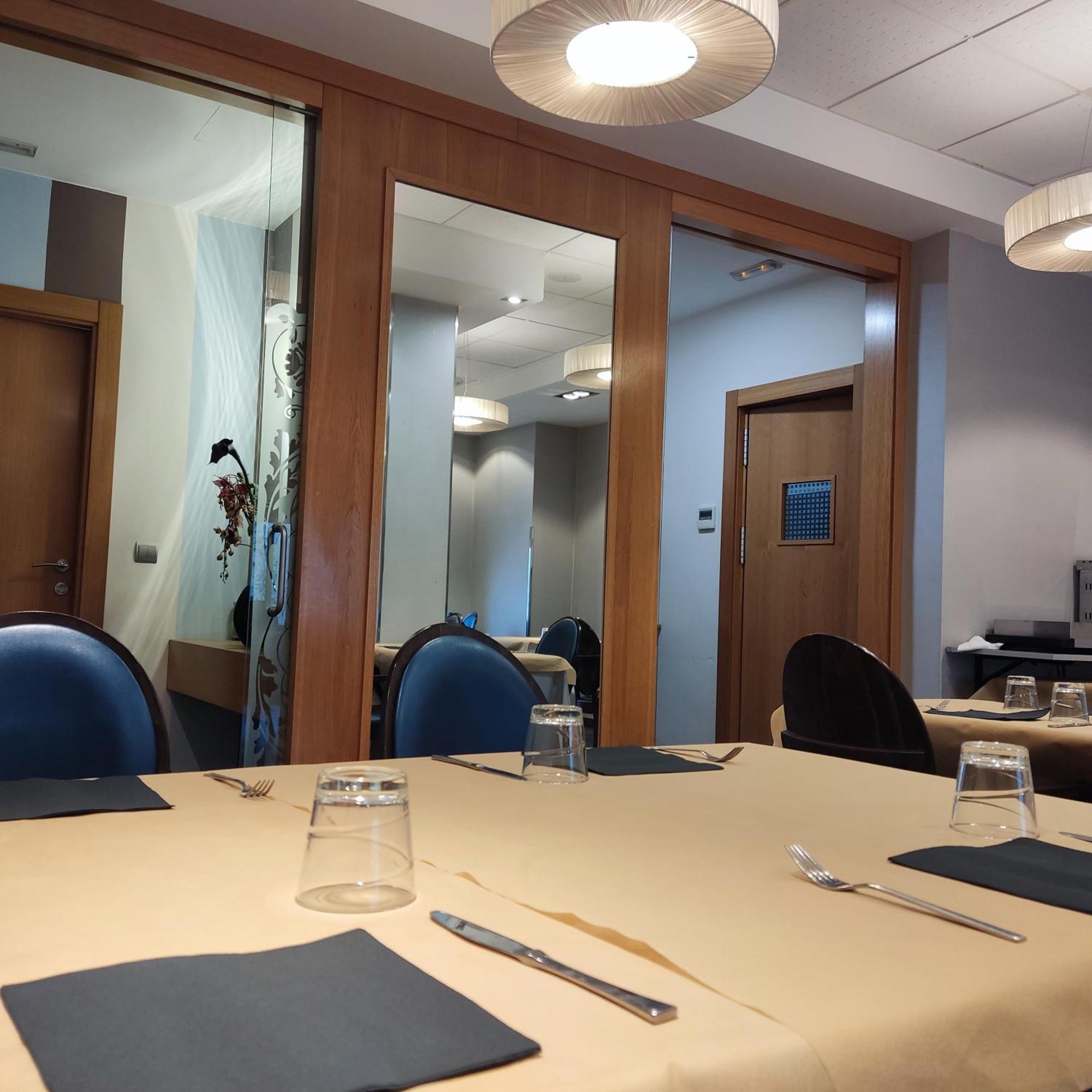 Aparthotel Meseguer Alcaniz Ngoại thất bức ảnh